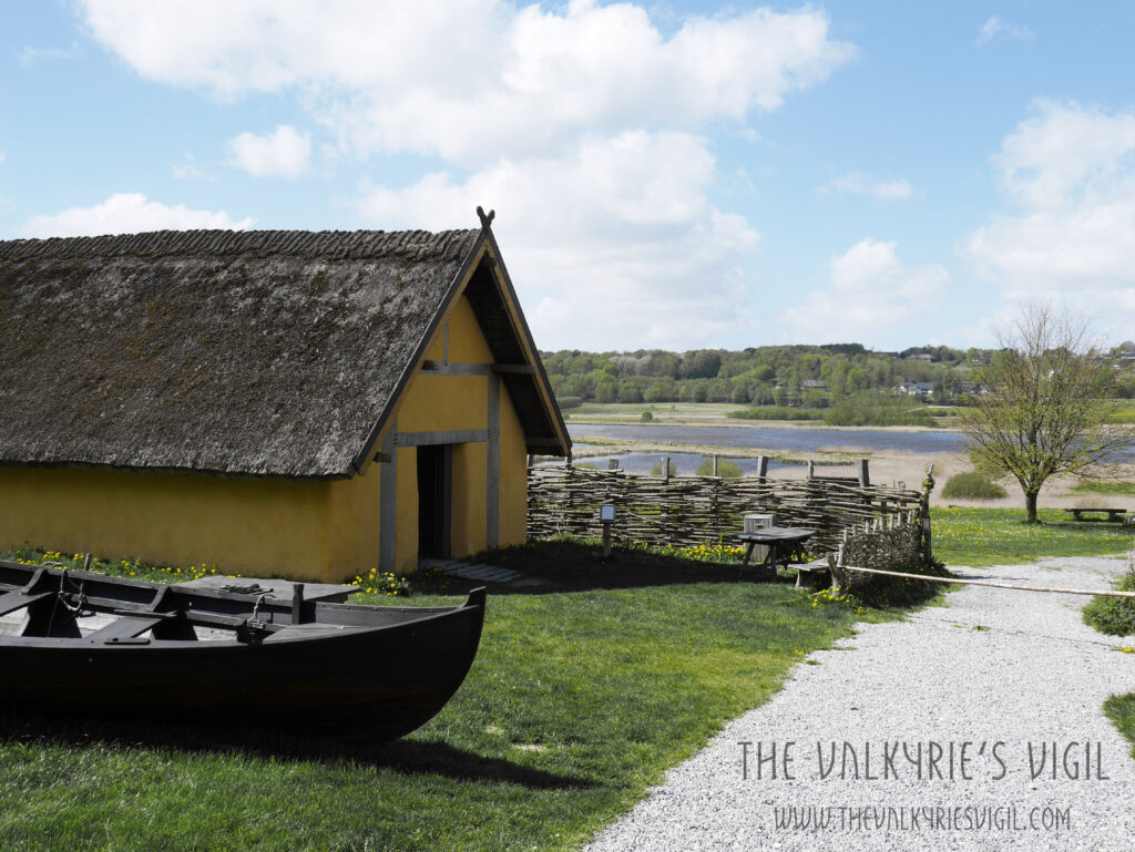 Fyrkat (Dinamarca) - reconstrucción granja vikinga